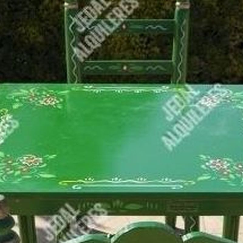 Mesa cuadrada sevillana: Catálogo de Jedal Alquileres