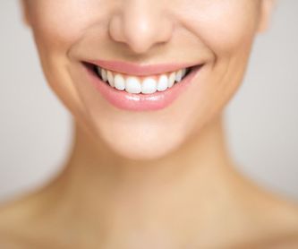Tratamiento de ácido hialurónico para odontología: Servicios de Clínica Dental AMC