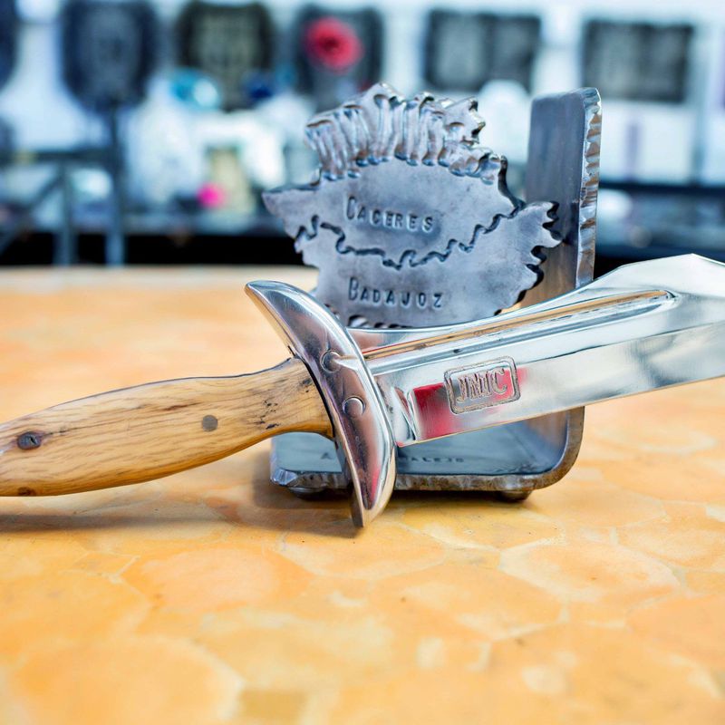 Venta online de cuchillos y espadas forjadas a mano: Productos de Arteforja JMC