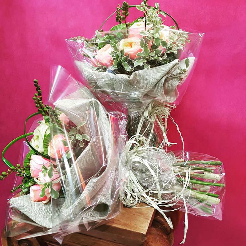 Ramos y bouquets: Servicios  de Ixora Floristas