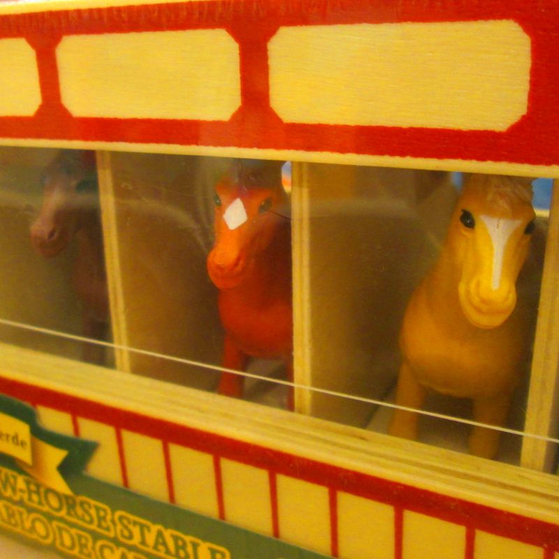 ESTABLO DE CABALLOS DE EXHIBICIÓN. MELISSA 6 DOUG