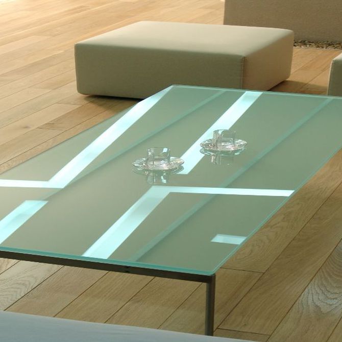 El vidrio de seguridad de las mesas de cristal