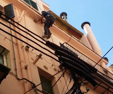 Colocación de rejilla de ventilación en Mallorca