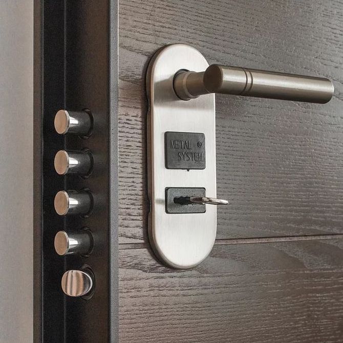 ¿Qué hacer si se te queda la llave dentro de casa?
