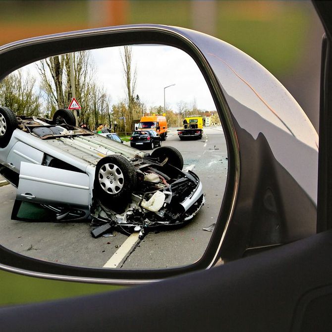¿Qué hacer si el conductor causante de un accidente no tiene seguro?