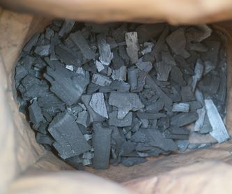 Carbón Vegetal: venta de leña en cantabria de Carbones y Transportes Mencía