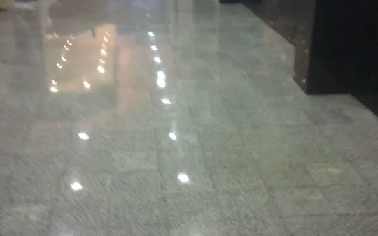 Maquinaria para el pulido y la recuperación de todo tipo de suelos