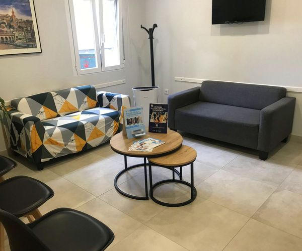 Blanqueamiento dental Led en Jaén: Clínica Dental Villar Estradera