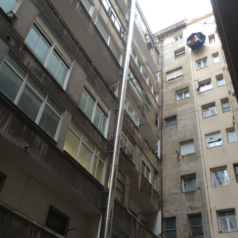 Rehabilitación de fachadas y patios interiores en Santander-Torrelavega.