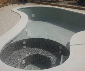 Especialistas en construcción de piscinas de gresite en todo Andalucía