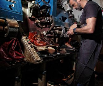 Reparación de calzado de lujo: CASA MANCHO SPORT de Taller Artesanal de Zapatería Luis Mancho