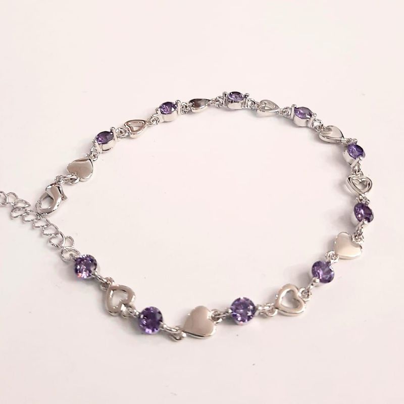 Pulsera en plata de ley con circonitas. Acabada en rodio: Catálogo de Joyería Izquierdo