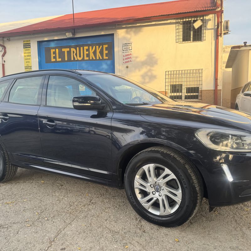 Volvo xc 60 2.0 d3 150 cv del 7/3015 con 318.000 km: Stock de Vehículos de El Truekke