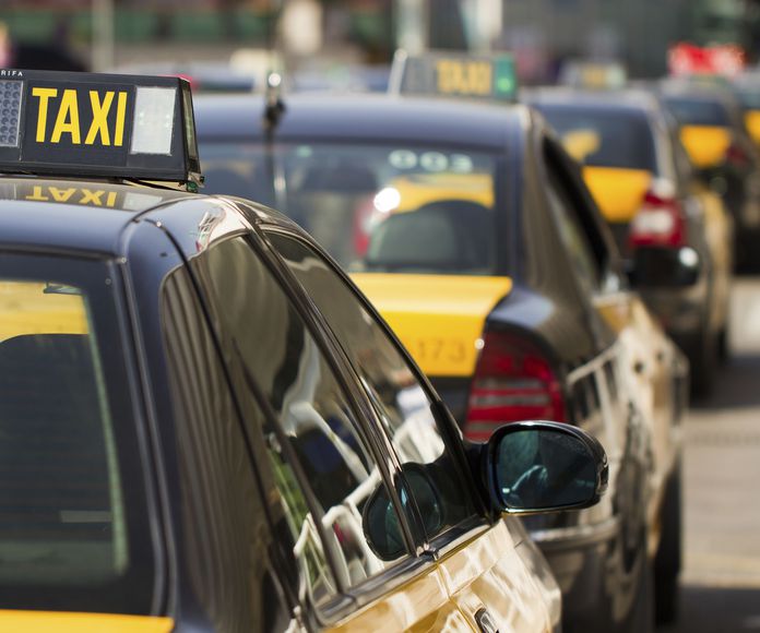Traslados: Servicios de Taxi Luis González Guimarás