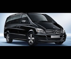 Car rental with driver for bachelor and bachelorette parties in Palma de Mallorca