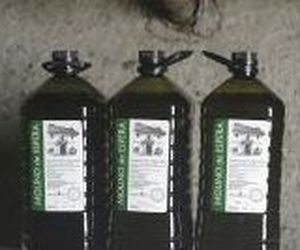 Comprar aceite de oliva virgen extra.