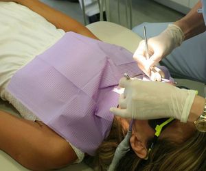 Poner implantes dentaless en Zaragoza