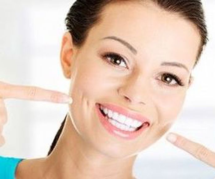 Blanqueamiento dental en Palamós