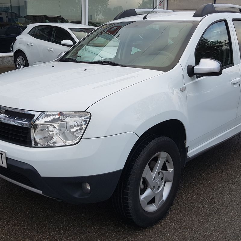 DACIA  Duster Laureate 1.6 105 E5: Catálogo de AUTOMOVILES MORAUTO SL