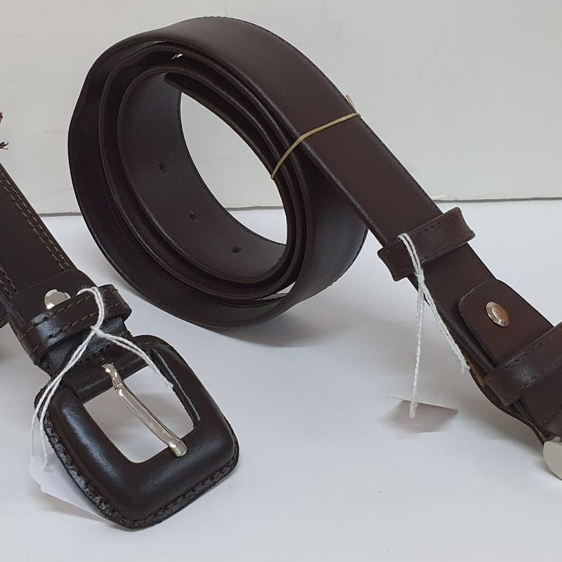 Cinturones marrones: Productos de Zapatería Ideal