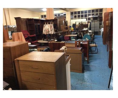 AHORA TENEMOS MUEBLES NUEVOS EN PASEO UBARBURU 30