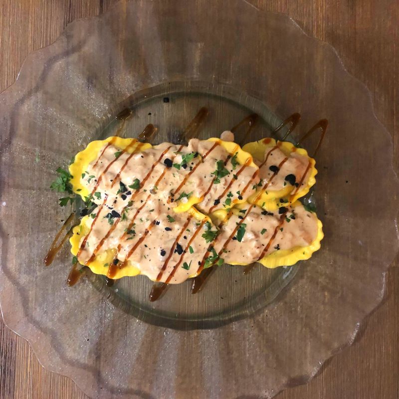 Raviolis de Boletus con salsa de setas: CARTA y Menús de Alquimia
