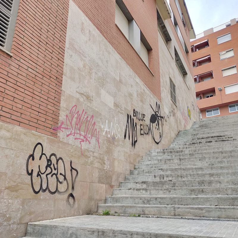Limpieza de grafitis y protección de fachadas: Servicios de Velagus Garbel