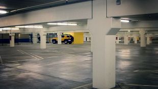 Imagen de Servicios - Garajes y aparcamientos