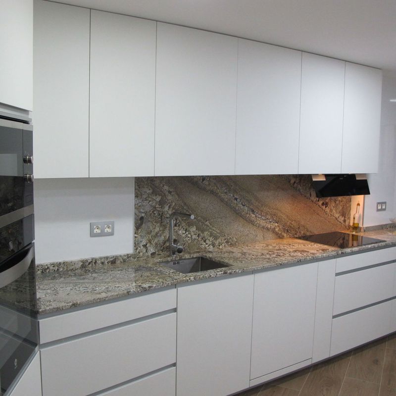 Renovaciónes o cambios de encimeras: Muebles de cocina y reformas de Luxe Cocinas