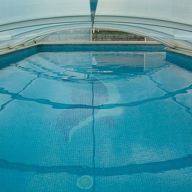 Pros y contras de una piscina cubierta