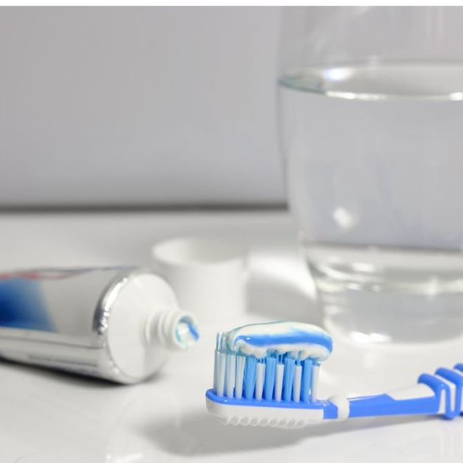 ¿Por qué es tan importante el flúor para los dientes?