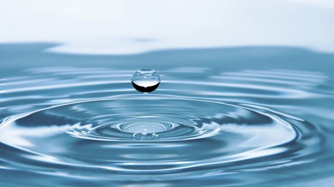 drops-of-water-578897_960_720 (1)
