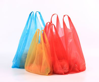 La Estrategia de Economía Circular y el Real Decreto sobre reducción de bolsas de plástico se aproba