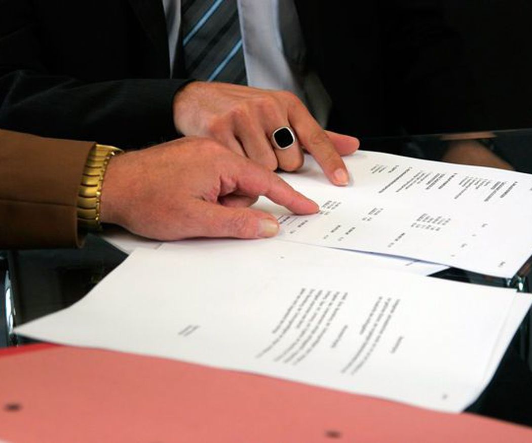 El papel de un notario en la firma de una hipoteca