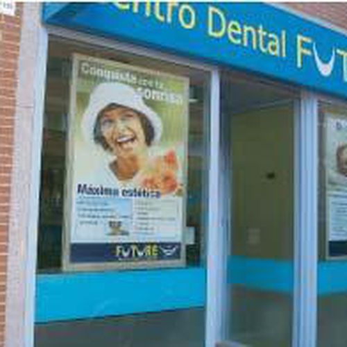 Blanqueamientos dentales en Tres Cantos | Future Centros Dentales Avanzados