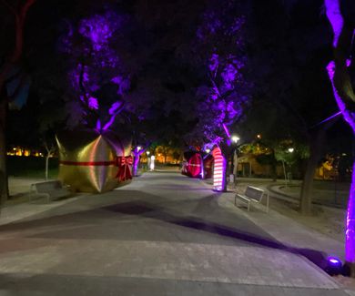 Jukeval Eventos ilumina el parque de la Granja de Burjassot para recibir a los Reyes Magos.