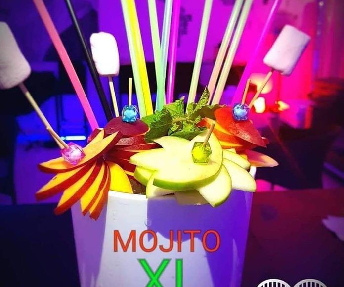 Jugs: Our drinks de XL La Casa Del Mojito