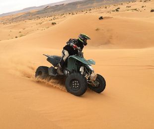 ¿Qué tipo de vehículo es ATV y qué permiso de conducir requiere?