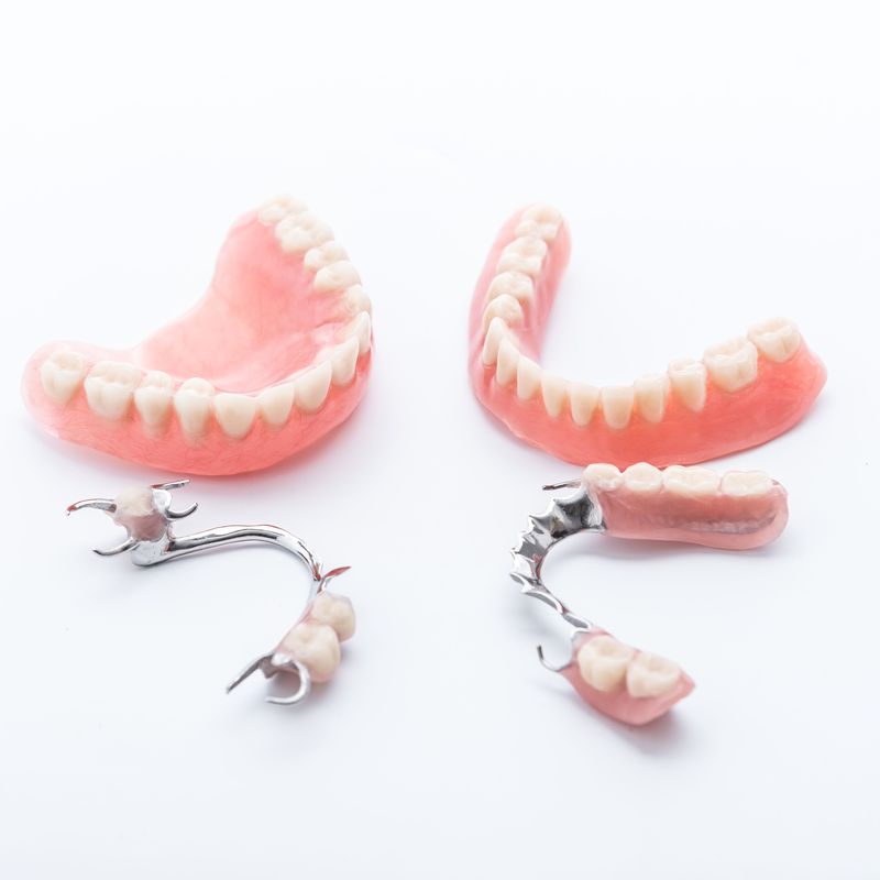 Prótesis dental: Tratamientos dentales de Dr. Joaquín Artigas