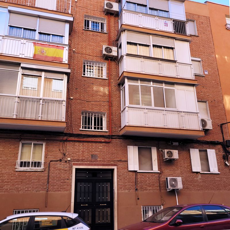 Piso en San Diego, 3 habitaciones, 1 baño. Opción Inversión muy interesante:  de Vicente Palau Jiménez - Agente Inmobiliario
