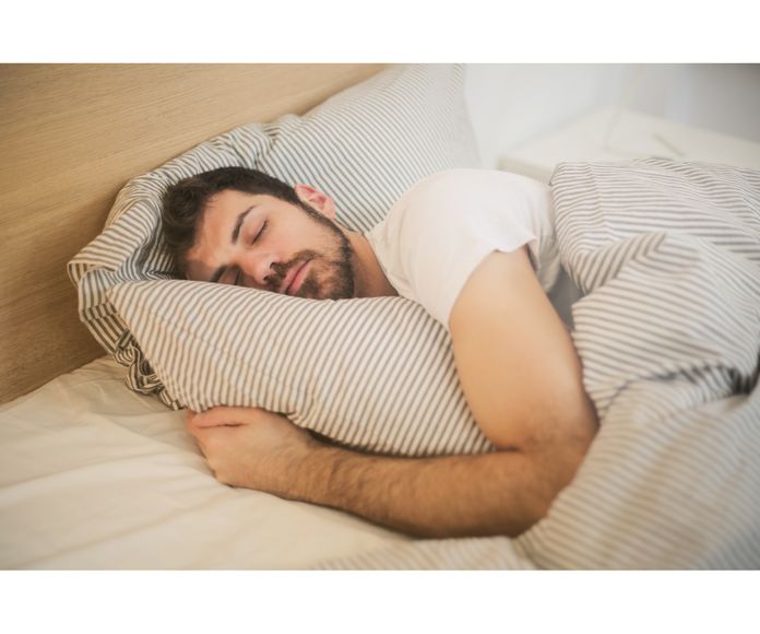 La falta de sueño afecta a nuestras emociones, nos vuelve menos positivos y más ansiosos