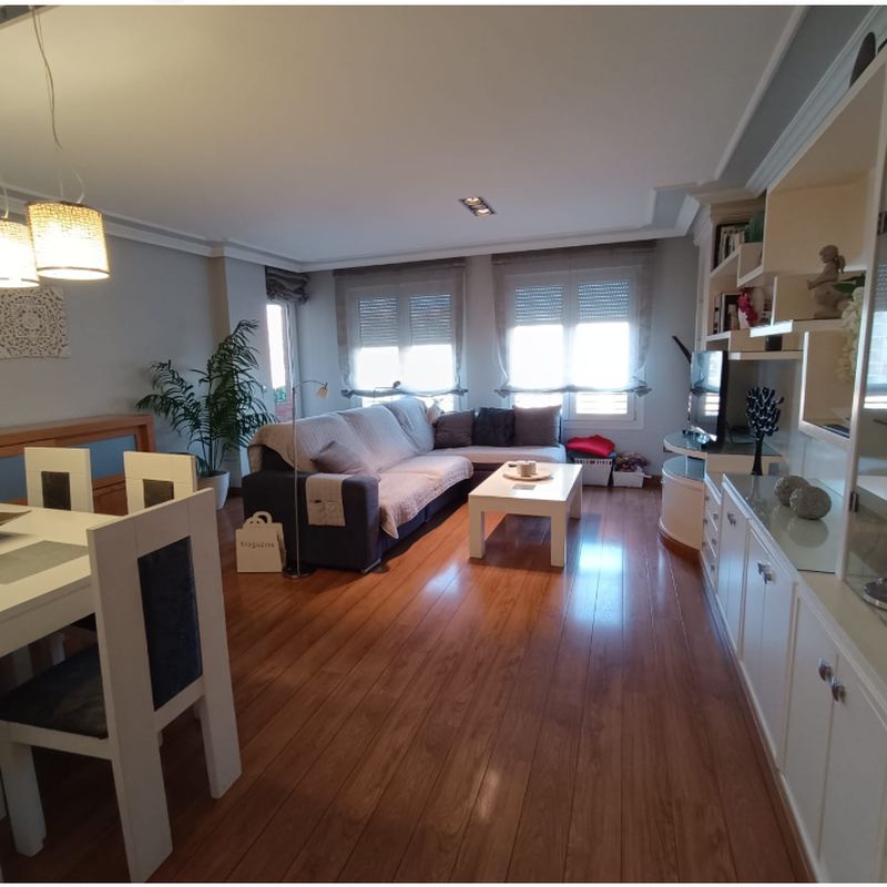Plaza Angel Sanz Briz, sector Alcampo Utrillas, 3 dormitorios, 2 baños:  de Fincas Goya