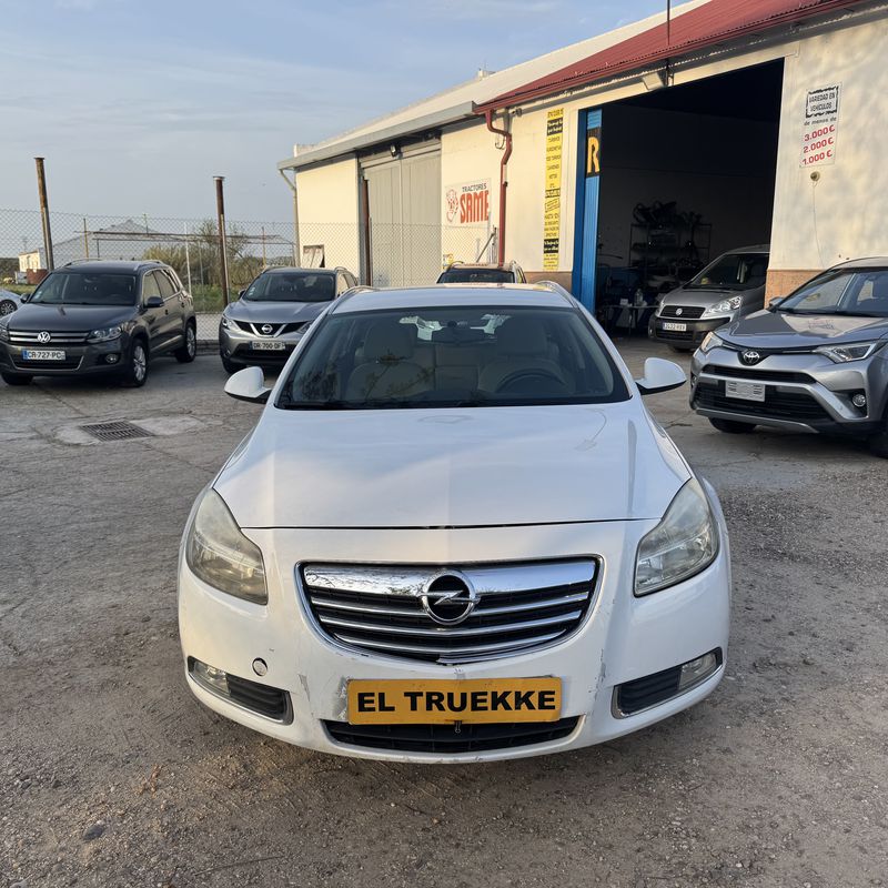 Opel insignia 2.0 cdti 130 cv del 2010 con 253.000 km: Stock de Vehículos de El Truekke