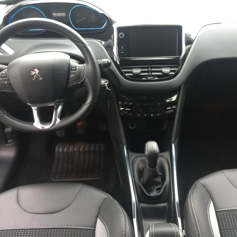 Peugeot 2008 Allure 1.6BLUEHDI: VEHÍCULOS de Ocasión A Lagoa Ribadumia