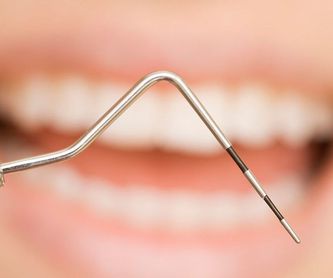 Odontología en general: Tratamientos dentales de MARÍA JOSÉ CLOLS FERRER