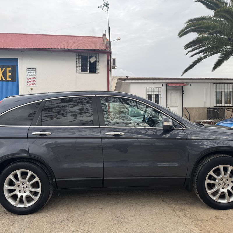 Honda crv executive 4x4 2.2 ictdi 140 cv del 2008 con tan solo 170.000 km: Stock de Vehículos de El Truekke