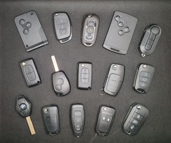 Duplicado de llaves y mandos de coche: Servicios de LLAVES LUQUE
