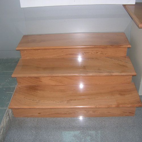 Escalera de mármol madera