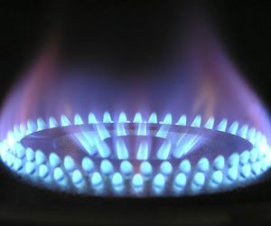 Gas