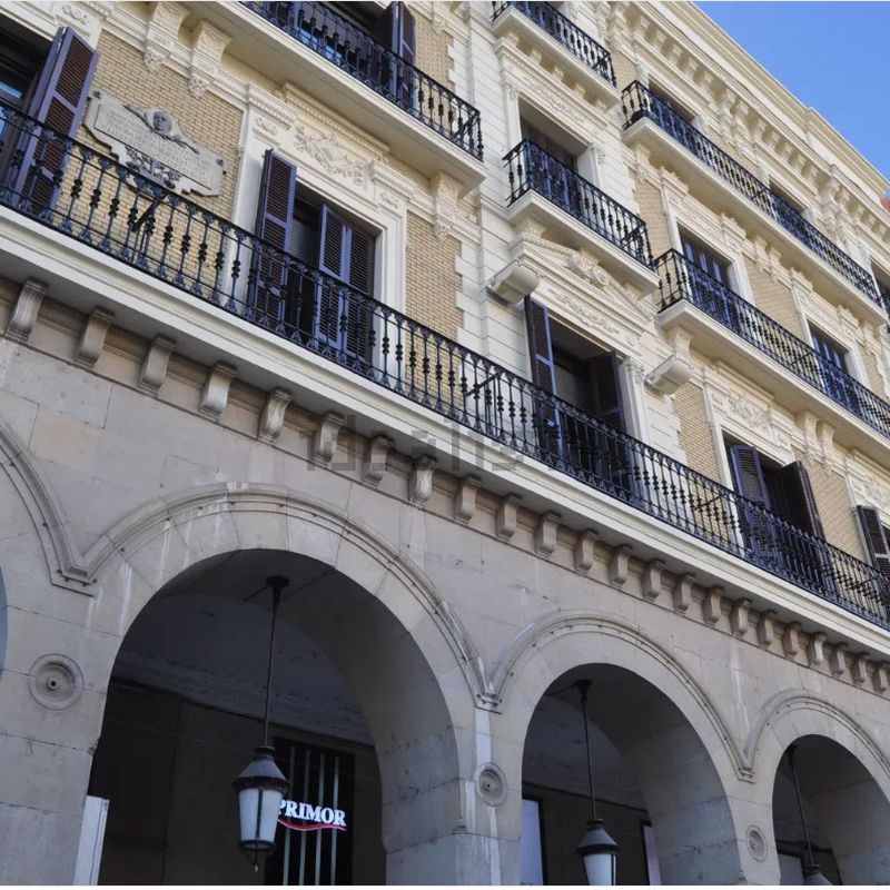Sector Centro - Paseo Independencia, 5 dormitorios, 3 baños, reformar:  de Fincas Goya